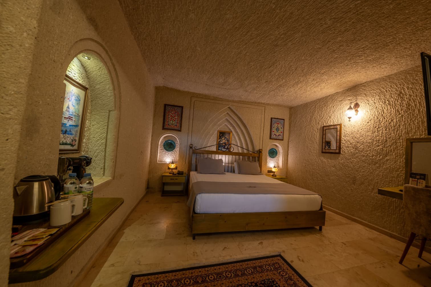 Room 103 · Junior Suite photo 11