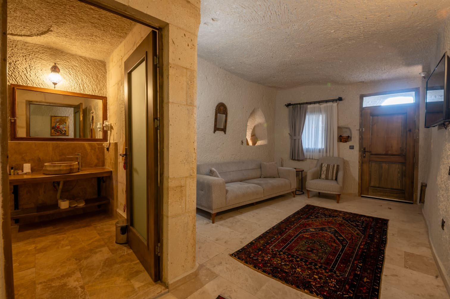 Room 103 · Junior Suite photo 21