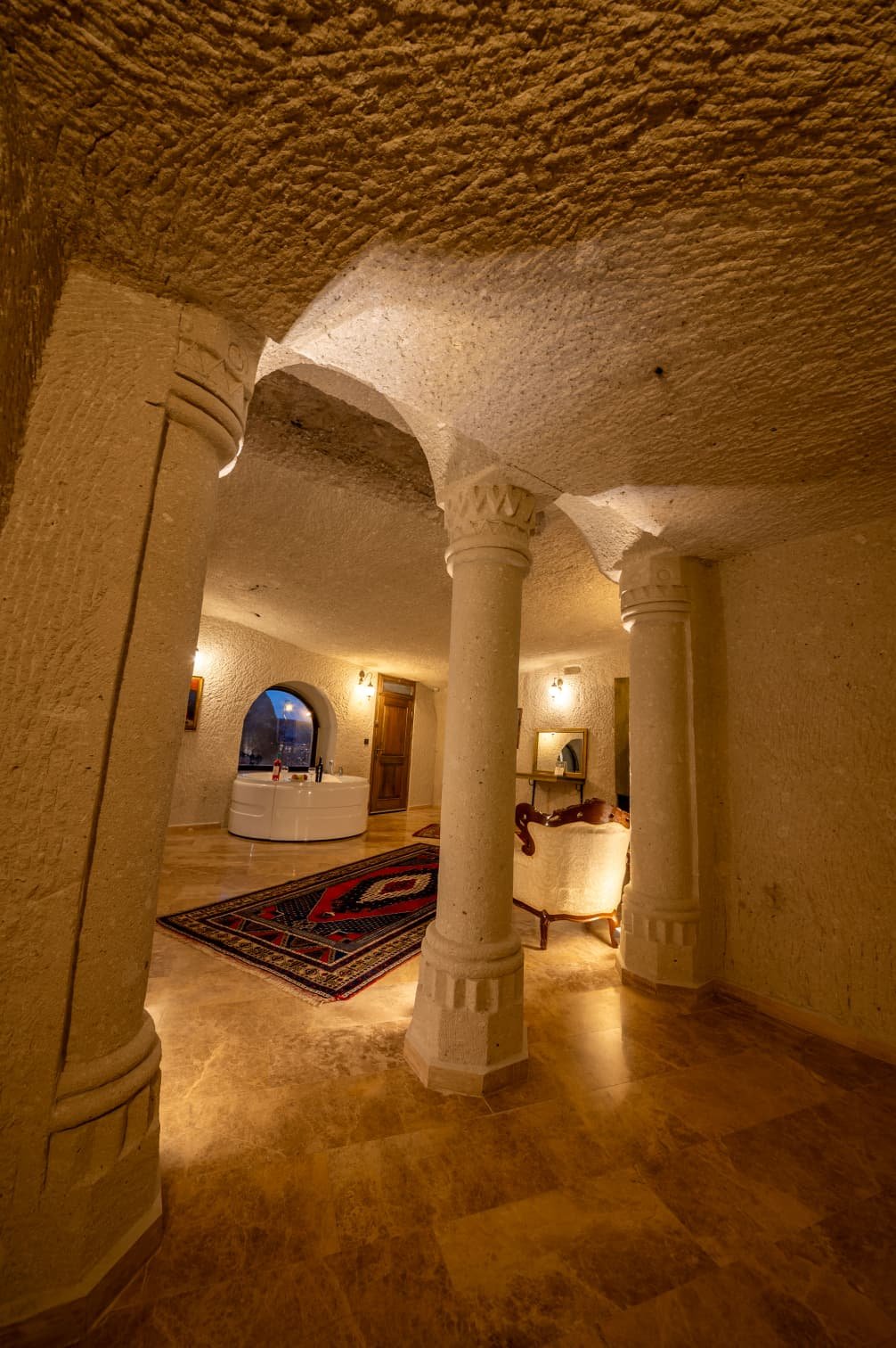 Room 108 · Queen Suite photo 26